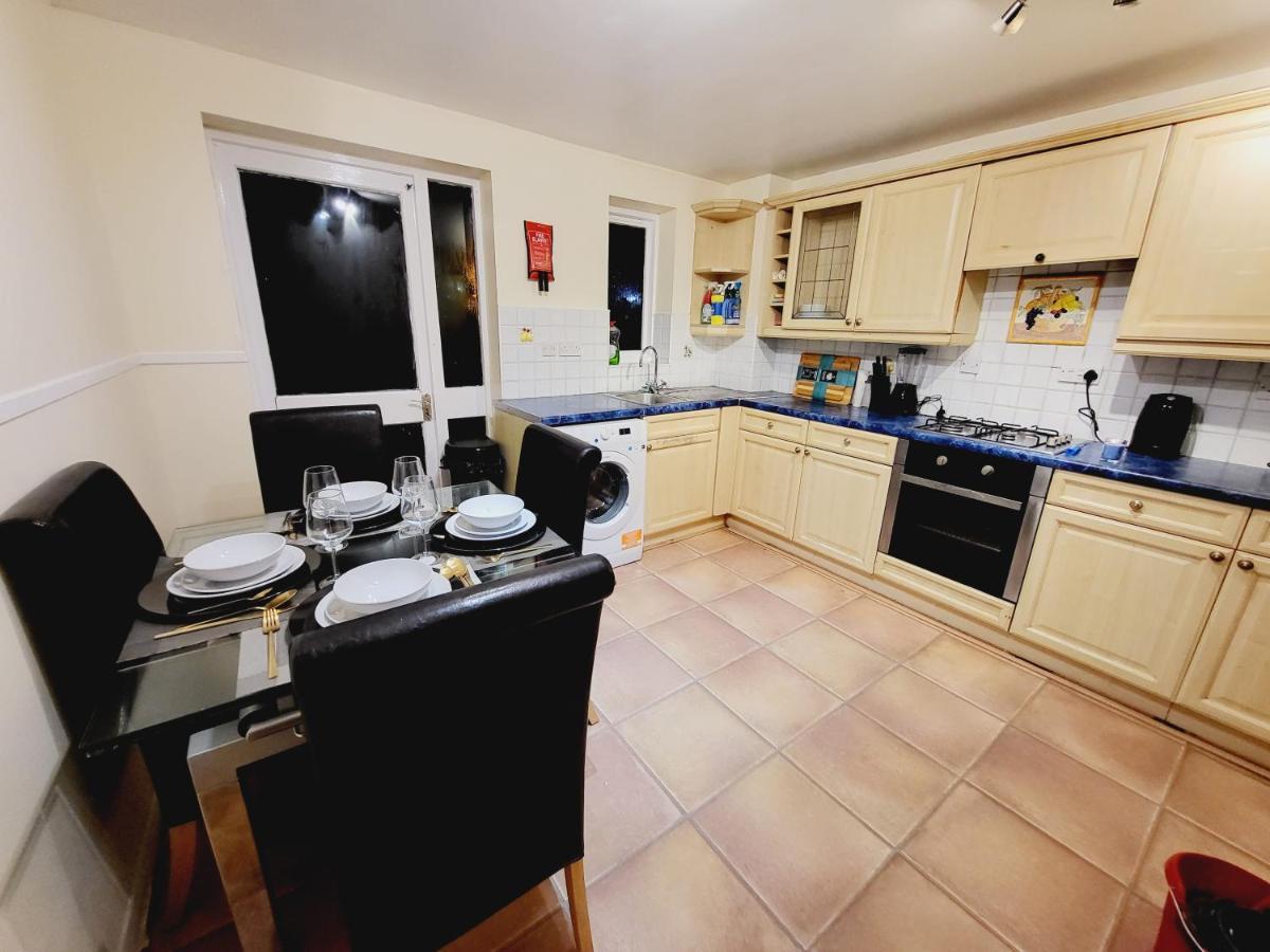 Manor Place Apartment Thamesmead Thamesmead  外观 照片