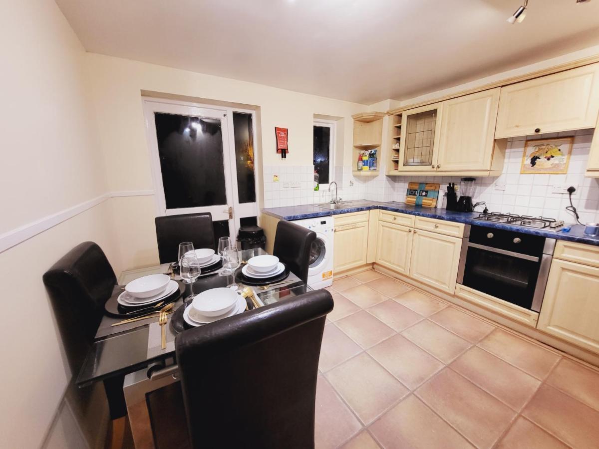 Manor Place Apartment Thamesmead Thamesmead  外观 照片